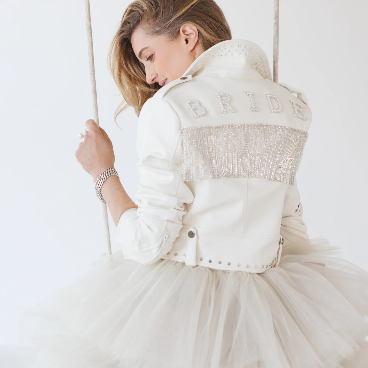 Bride Bling Deluxe – Chaqueta con Flecos y Cristales