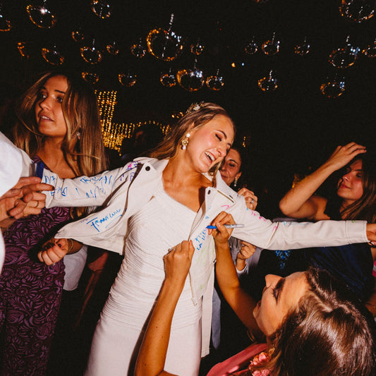 Trash your Jacket - La chaqueta como libro de visitas