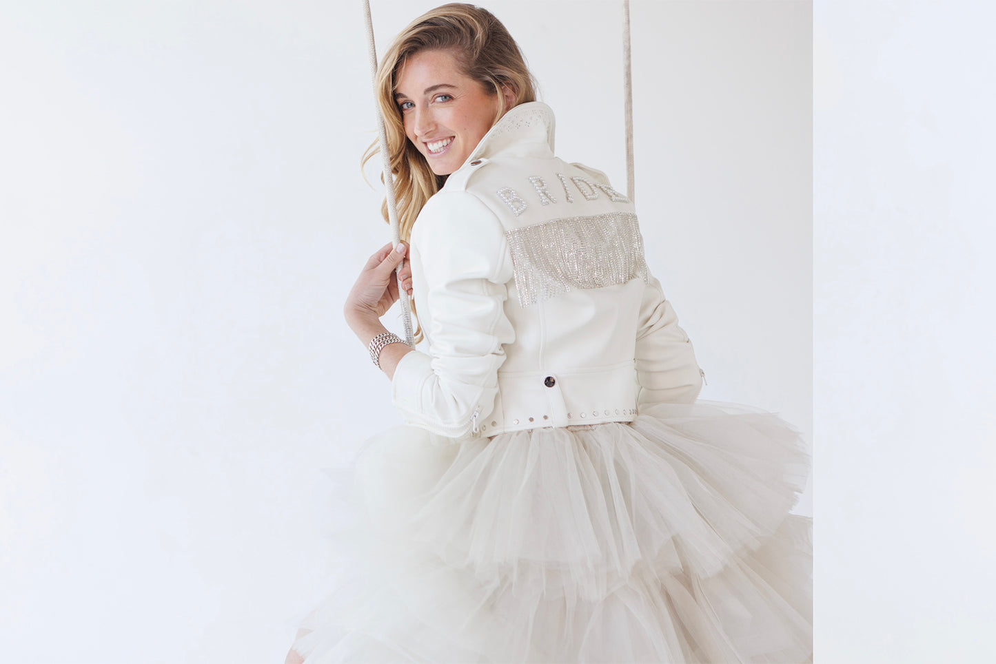 Bride Bling – Chaqueta con Flecos y Cristales