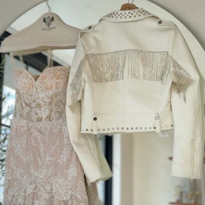 Novia Plateada – Chaqueta con Flecos de Cristal plata